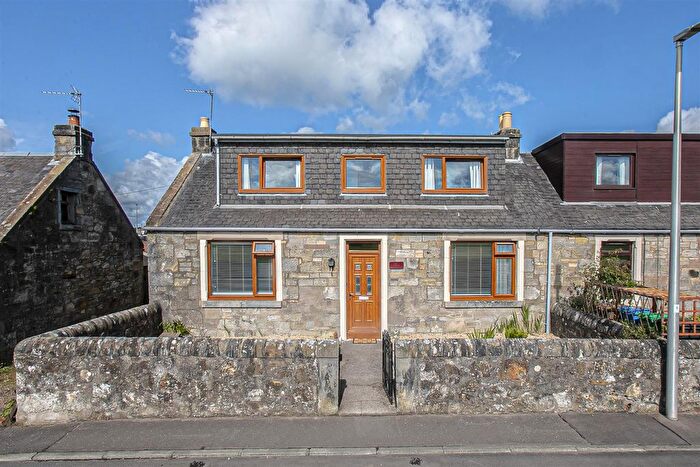 3 Bedroom Cottage To Rent In Pitlessie Road, Ladybank, Cupar, KY15