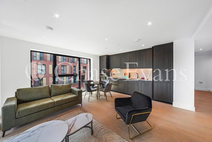 2 Bedroom Apartment To Rent In Belfield Mansions, Park & Sayer, Elephant And Castle, SE17