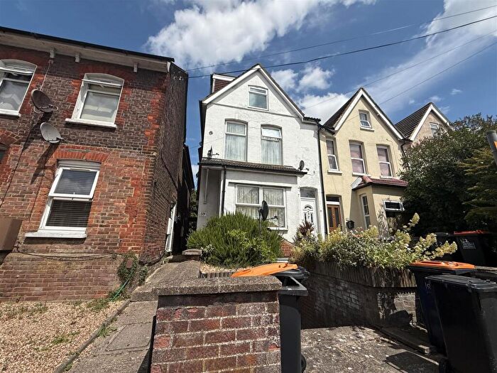 1 Bedroom Flat To Rent In High Street North, Dunstable, LU6