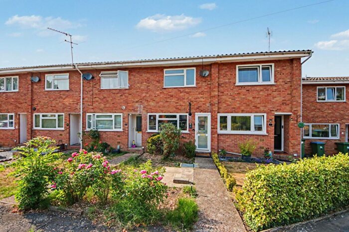 2 Bedroom Terraced House For Sale In Dragoon Close, Sholing, SO19