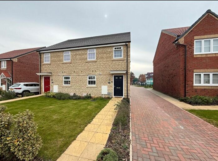 3 Bedroom Semi Detached House For Sale In Orchard Way, Corby Glen, NG33