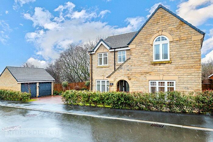 4 Bedroom Detached House For Sale In Forest Court, Birchencliffe, Huddersfield, HD2