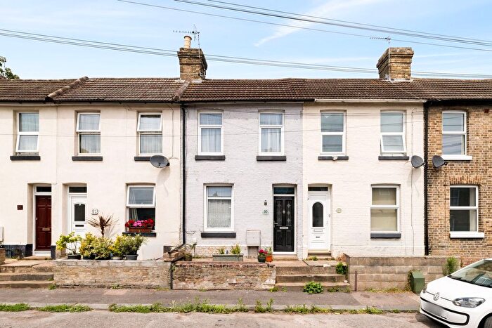 3 Bedroom Terraced House For Sale In Winchelsea Street, Dover, CT17