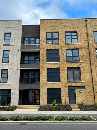 2 Bedroom Flat To Rent In Eastern Avenue, Ebbsfleet, DA10