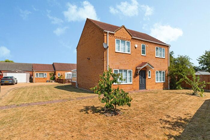 4 Bedroom Detached House For Sale In Charlemont Drive, Manea, March, PE15