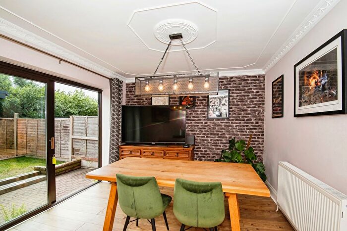 4 Bedroom Detached House For Sale In Bellevue Road, Minster On Sea, Sheerness, Kent, ME12