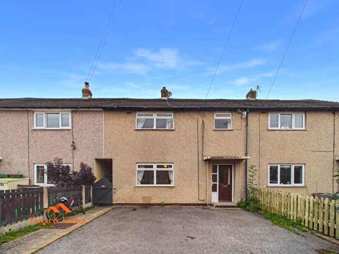 3 Bedroom Terraced House For Sale In Kenilworth Drive, Earby, BB18