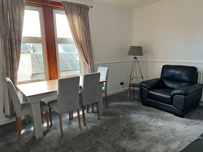 2 Bedroom Flat To Rent In Long Lane, Broughty Ferry, Dundee, DD5