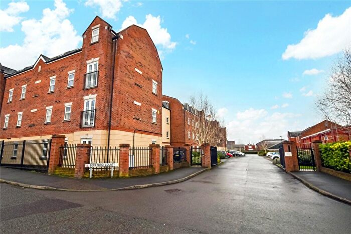 2 Bedroom Flat To Rent In Beckford Court, Tyldesley, Manchester, M29