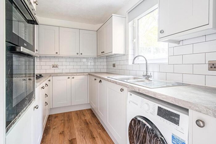 2 Bedroom Apartment To Rent In Henrietta Court, Bathwick Street, Bath, BA2