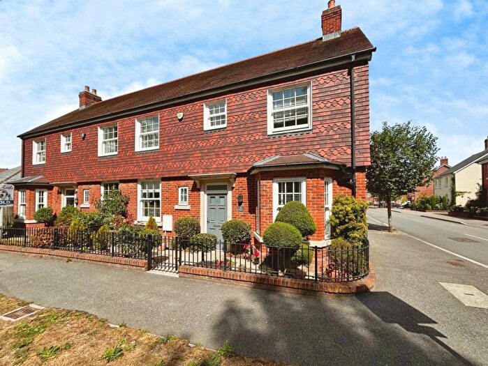 3 Bedroom Semi-Detached House For Sale In Three Fields Road, Tenterden, TN30