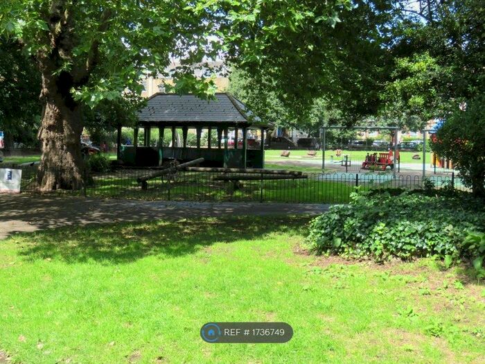 2 Bedroom Maisonette To Rent In Lower Clapton Road, London, E5