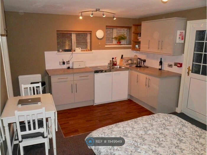 Studio To Rent In Stanley Road, Oxford, OX4