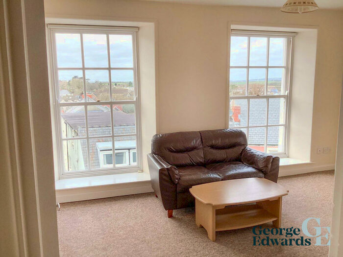 1 Bedroom Apartment To Rent In Apartment - Hill Street Haverfordwest, SA61