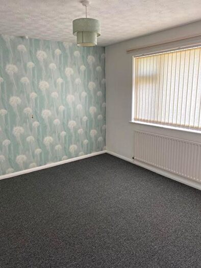 2 Bedroom Bungalow To Rent In South Close, Rushden, NN10