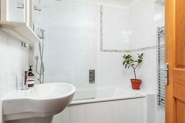 2 Bedroom Semi-Detached House For Sale In Chillandham Lane, Itchen Abbas, SO21