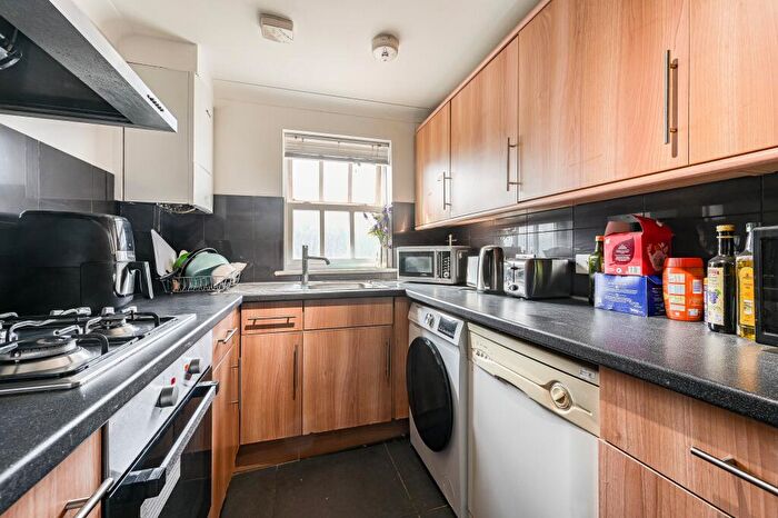 5 Bedroom Terraced House For Sale In Heritage Court, Trundleys Road, London, SE8