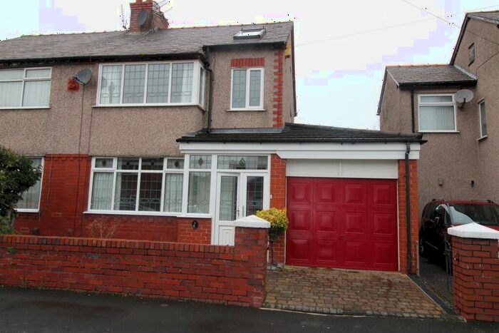 4 Bedroom Semi-Detached House To Rent In Moorgate Avenue, Crosby, Liverpool, L23
