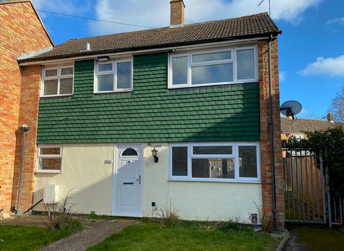 3 Bedroom Property To Rent In Beaver Lane, Ashford, TN23