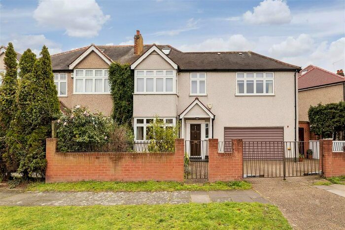 4 Bedroom Semi-Detached House To Rent In Circle Gardens, London, SW19
