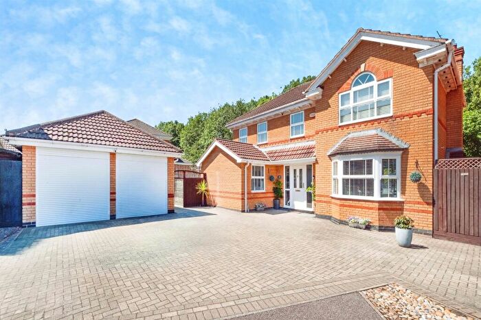 4 Bedroom Detached House For Sale In John Clare Close, Brackley, NN13