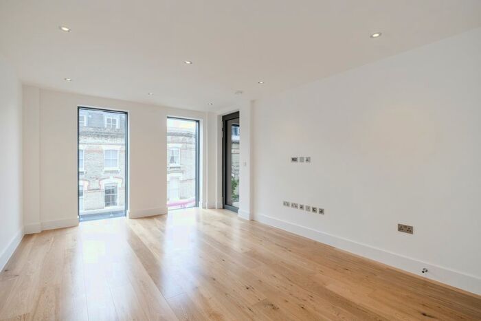 1 Bedroom Flat To Rent In Faraday Road, London, W10