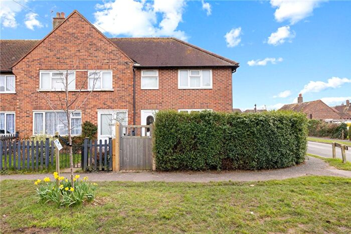 2 Bedroom Semi-Detached House For Sale In Clovelly Road, Southbourne, PO10