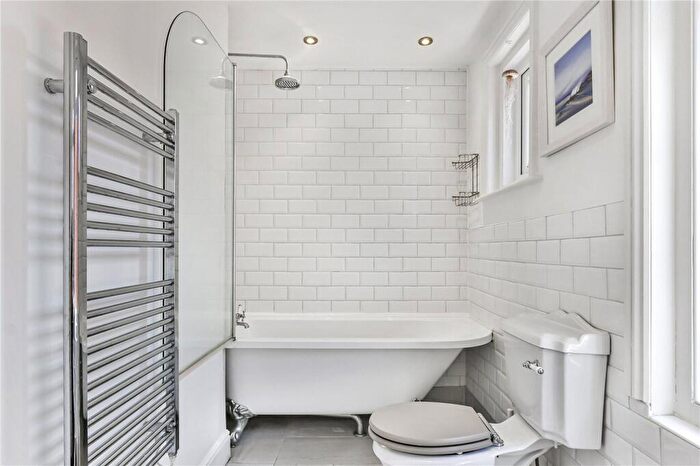 4 Bedroom Detached House For Sale In Nortoft Road, Charminster, Bournemouth, BH8