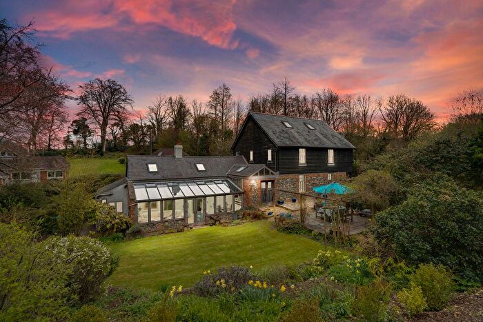 5 Bedroom Detached House For Sale In Smugglers Lane Monkwood Alresford, Hampshire, SO24