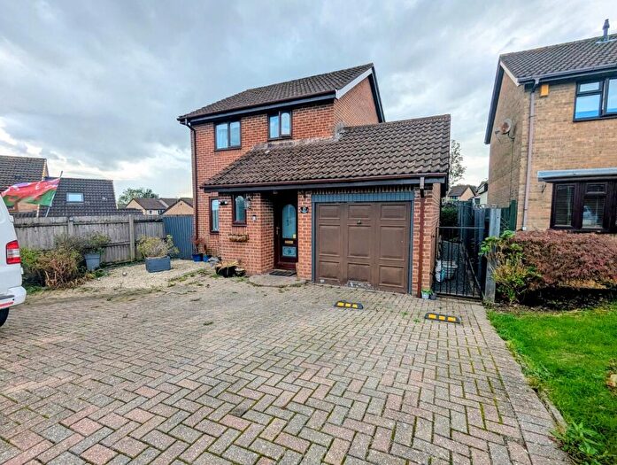 3 Bedroom Flat For Sale In Tremains Court, Brackla, Bridgend, CF31