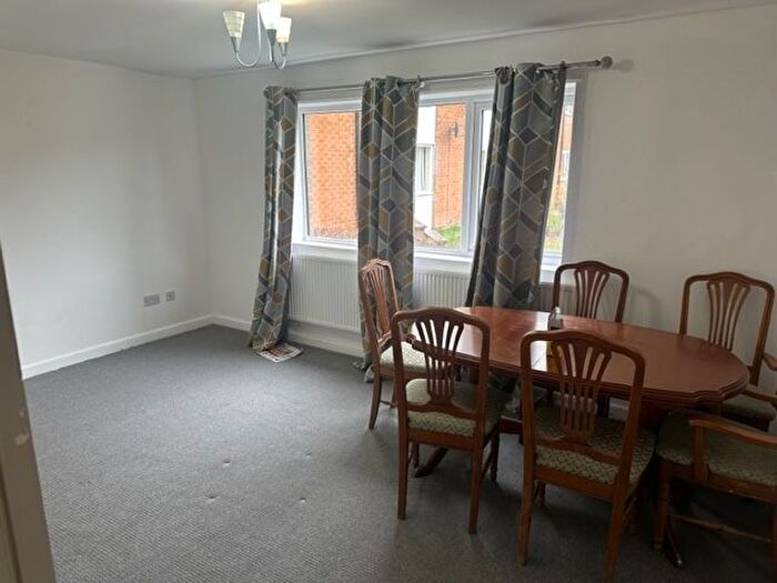 1 Bedroom Flat To Rent In Norwood Road, Sheffield, S5