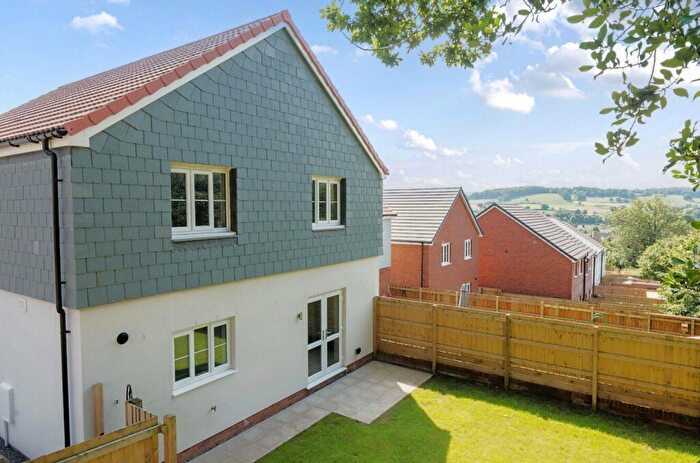 4 Bedroom Detached House For Sale In Belle Vue Rise, Uffculme, Cullompton, Devon, EX15
