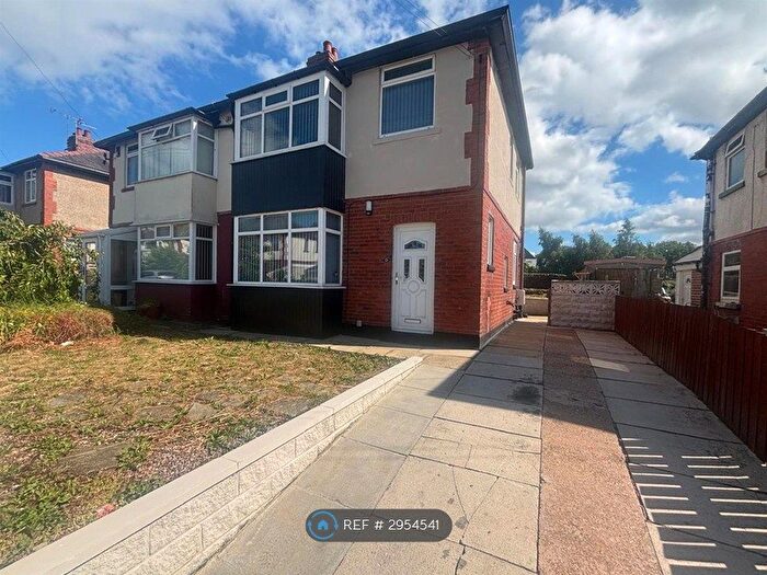 3 Bedroom Semi-Detached House To Rent In Marion Drive, Shipley, BD18