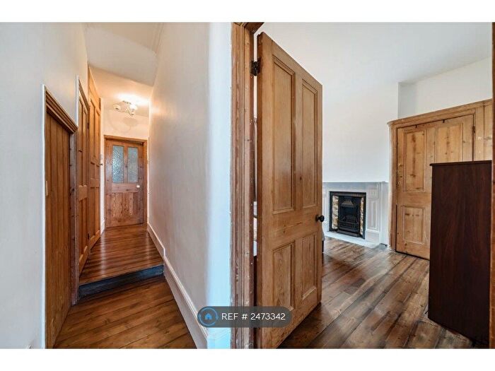 2 Bedroom End Of Terrace House To Rent In Lambert Road, London, SW2