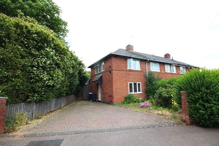 3 Bedroom Terraced House For Sale In Heathcliff Road, Birmingham, B11