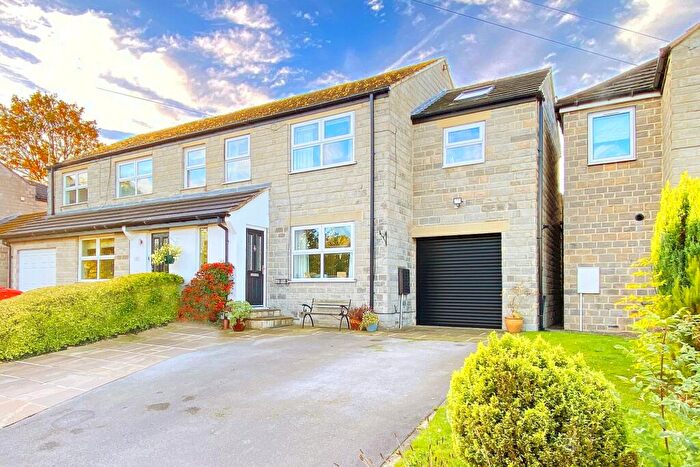 3 Bedroom Semi-Detached House For Sale In Brookfield Crescent, Hampsthwaite, HG3