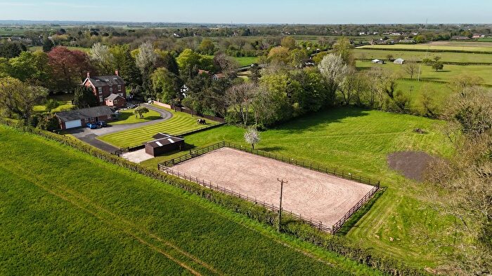 5 Bedroom Detached House For Sale In Bond Villa, North Road, Bretherton, PR26