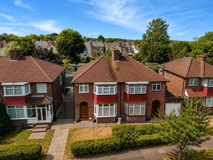 3 Bedroom Semi-Detached House For Sale In Bushmoor Crescent, Shooters Hill, London, SE18