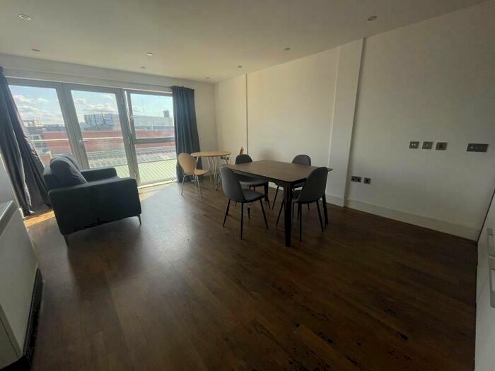 2 Bedroom Flat To Rent In Hanley House, Hanley Street, Nottingham, NG1