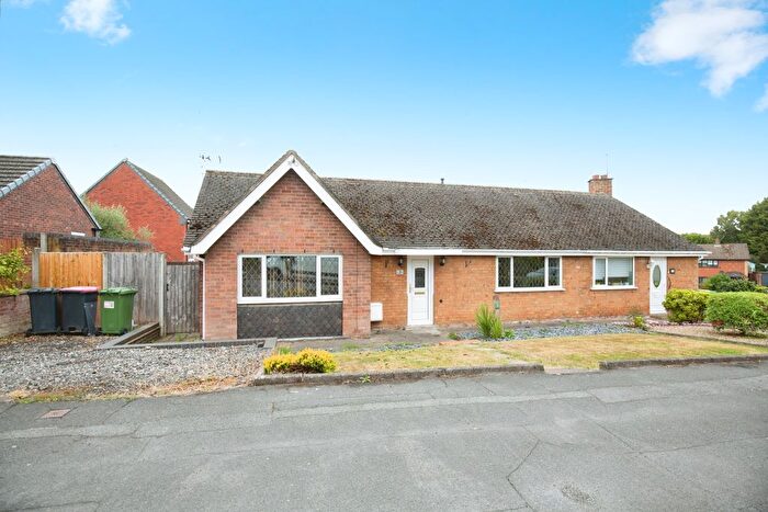 1 Bedroom Semi-detached Bungalow For Sale In Hayes Road, Hartshill, CV10