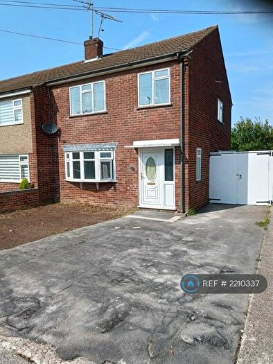 3 Bedroom Semi-Detached House To Rent In Gloucester Avenue, Chelmsford, CM2
