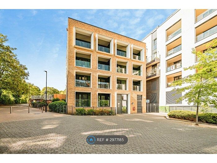 2 Bedroom Flat To Rent In Lilys Walk, High Wycombe, HP11