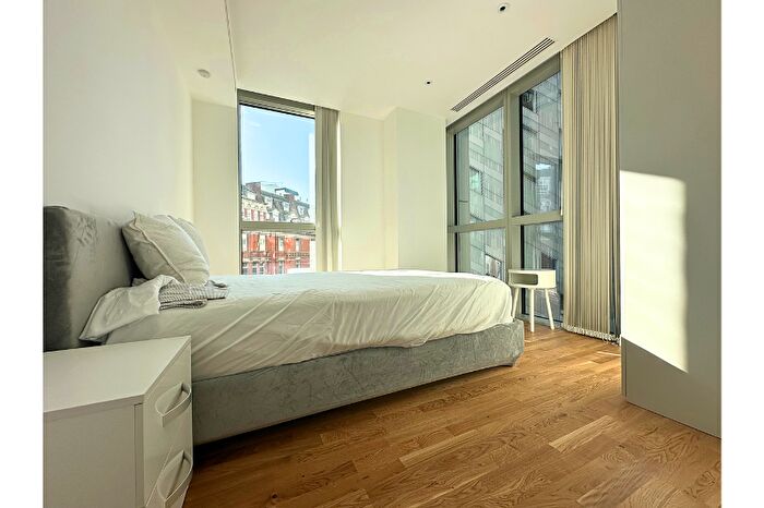 1 Bedroom Flat To Rent In City Road, London, EC1V