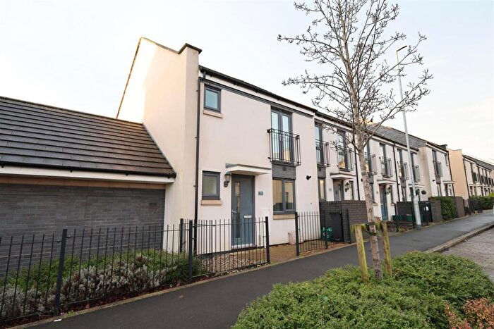 3 Bedroom End Of Terrace House To Rent In Mansell Road, Patchway, Bristol, BS34