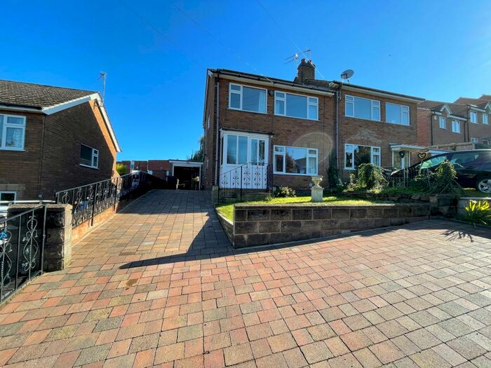 3 Bedroom House To Rent In Mount Pleasant, NG4