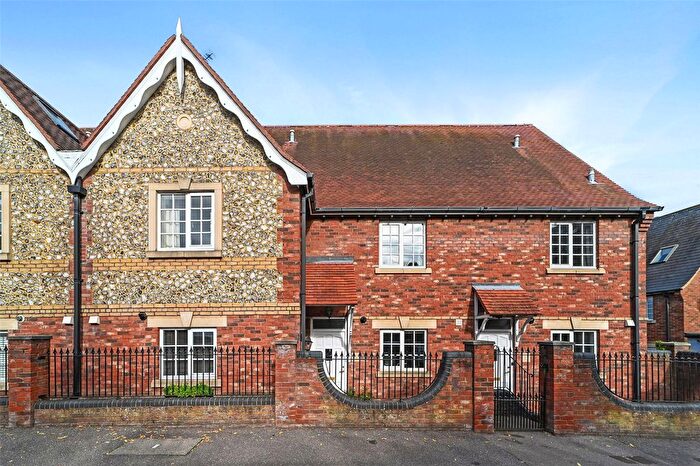 3 Bedroom Terraced House For Sale In West Road, Saffron Walden, Essex, CB11