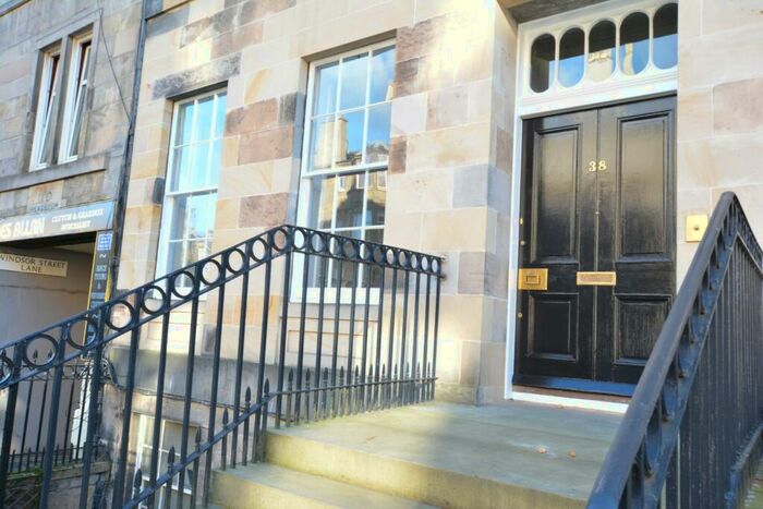 2 Bedroom Flat To Rent In Montgomery Street, New Town, Edinburgh, EH7
