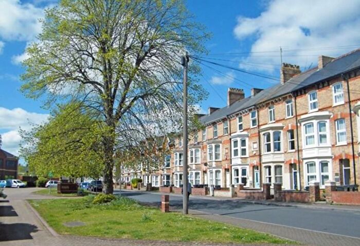 1 Bedroom Flat To Rent In Belvedere Road, Taunton, TA1