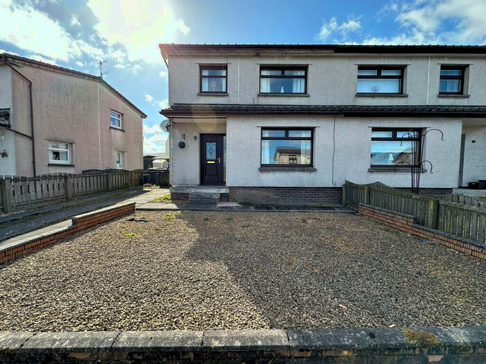 3 Bedroom Semi-Detached House For Sale In Dalhanna Drive, New Cumnock, KA18