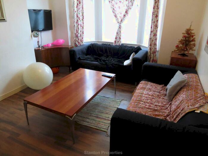 4 Bedroom Terraced House To Rent In Acomb Street, Rusholme, M15